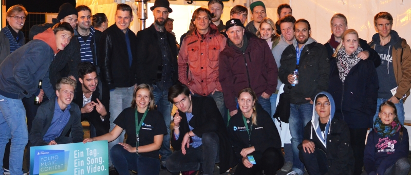 Die Jury und Finalisten vor Ort